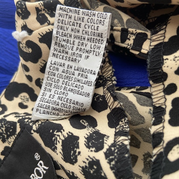 Sag Harbor Leopard Print Wrap Sleeveless Dress - Picture 4 of 14